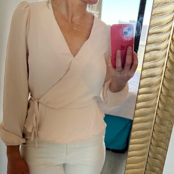 Beige wrap top with drawstring waist sz S - Picture 3 of 7